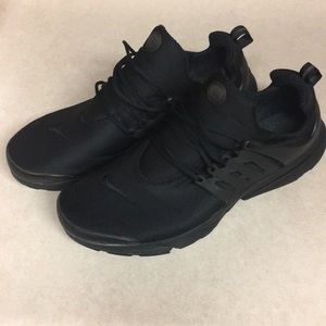 NIKE AIR PRESTO ALL BLACK